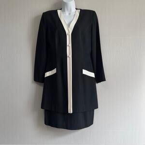 DANI MAX Lois Snyder Vintage Black Boxy Blazer Dress
Size 8 Medium